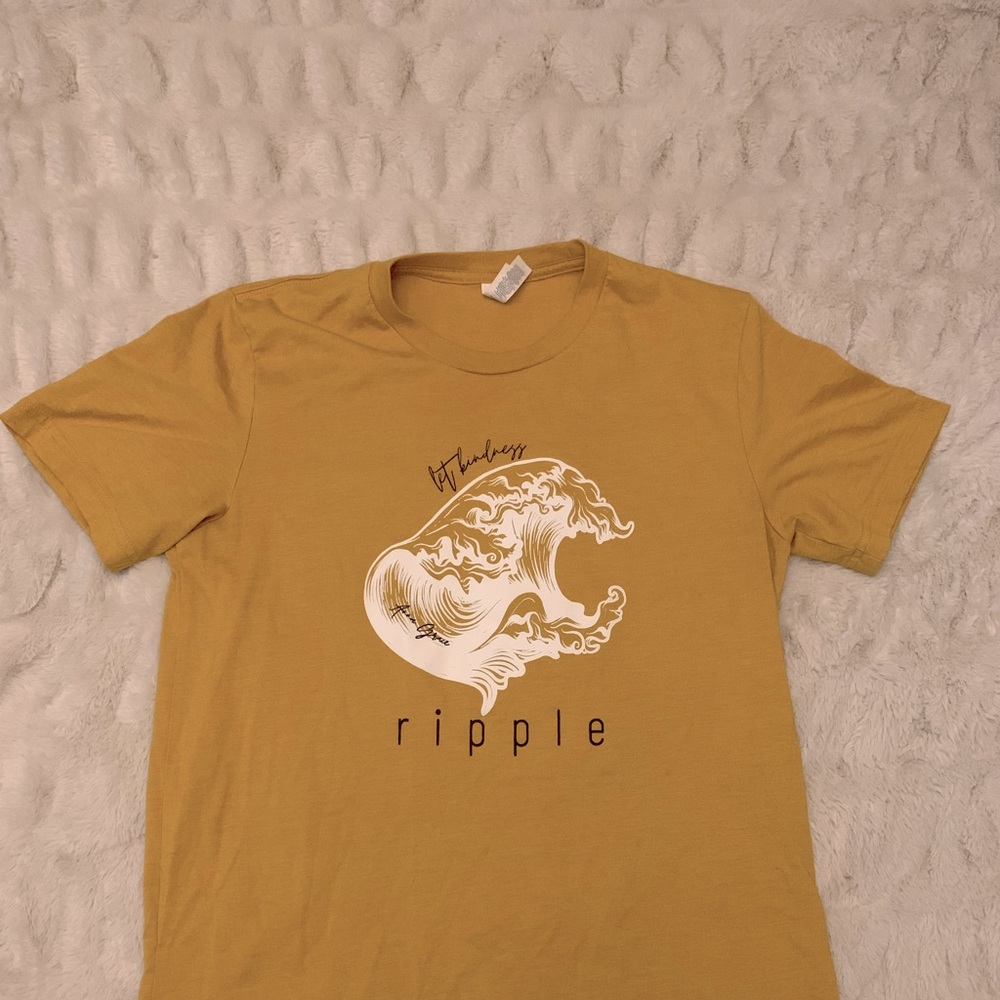 Mustard yellow graphic tee
